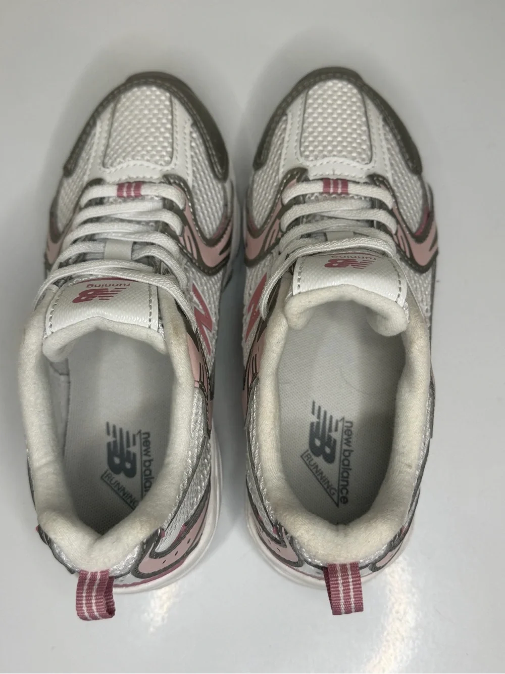❌❌❌New Balance Kids Silver and Pink Mesh Sneakers